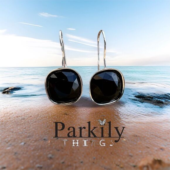 Handcrafted earrings with jet black Swarovski crystal - Picture 1 of 4